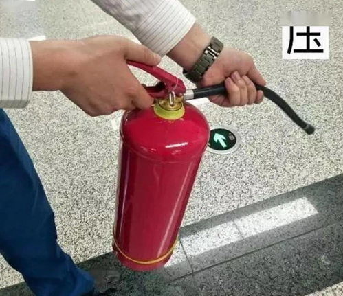 墙壁消火栓向哪个方向拧动会出水,墙壁消火栓向哪个方向拧动会出水