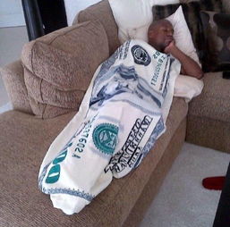 女博士误机掌掴,当时这个闹机场的女博士太惨了点？