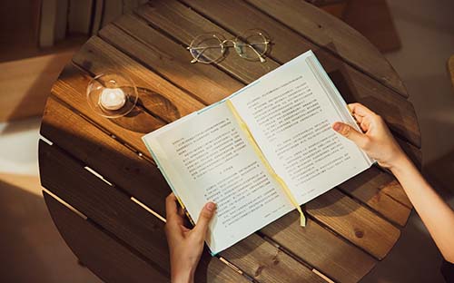 为什么雅思考试那么贵