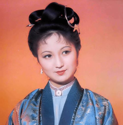 平儿的镯子,《红楼梦》里平儿丢的镯子后来到底找到没有？