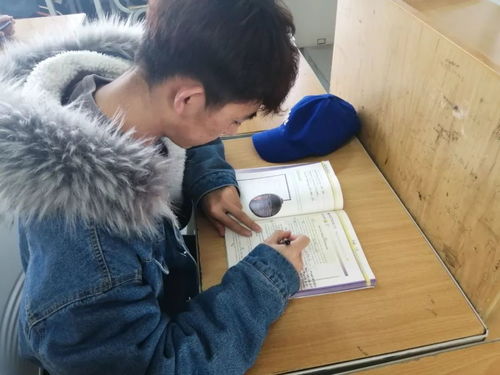 敏而好学的下一句,“敏而好学”的下一句是什么？
