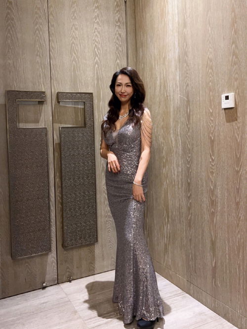 明艳的意思,明艳的意思