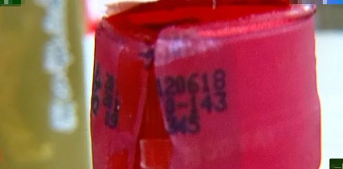 男子向今麦郎索赔,今麦郎桶装方便面里吃出了虫子,貌似是蟑螂,大家别吃了,帮帮我应该怎么维权