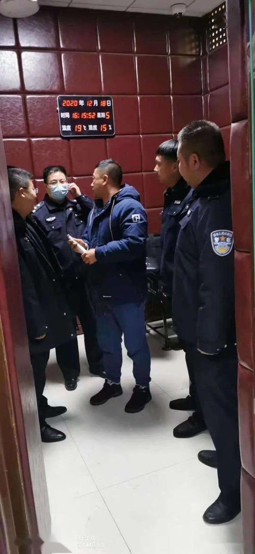 秦皇岛市时晓峰被抓,陈章采是合格的记者吗