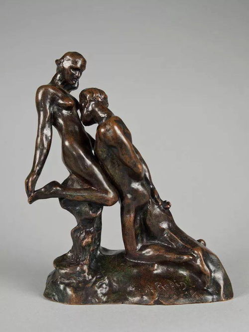 罗丹砍手,法国雕塑家奥古斯特·罗丹创作的《巴尔扎克》为什么被砍掉了双手？