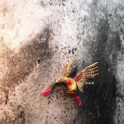 青鸟不传云外信丁香空结雨中愁意思,青鸟不传云外信丁香空结雨中愁是什么意思？