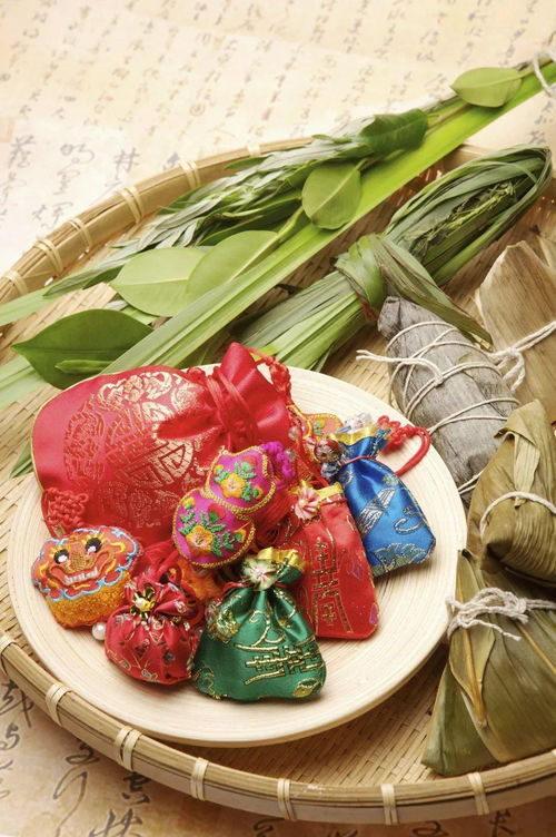龙舟节是哪个民族的节日,龙船节是哪个民族的节日